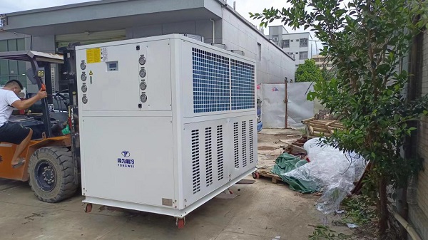 Vad får vattenkylare att läcka? Hur fixar man det?